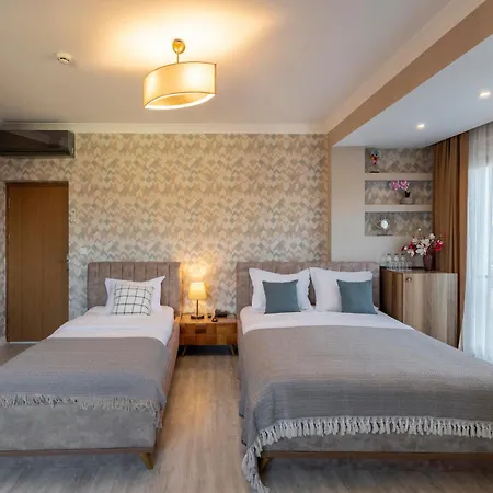 Hotel Lagun 2*